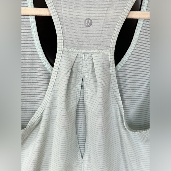 🌻Lululemon Racerback Tank Top - Picture 3 of 3